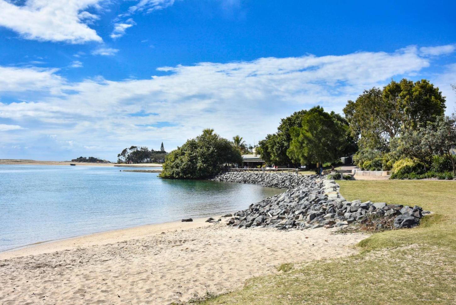 Maroochydore Stylish Luxury - Pool / Beach Zd9 Apartment Exterior photo